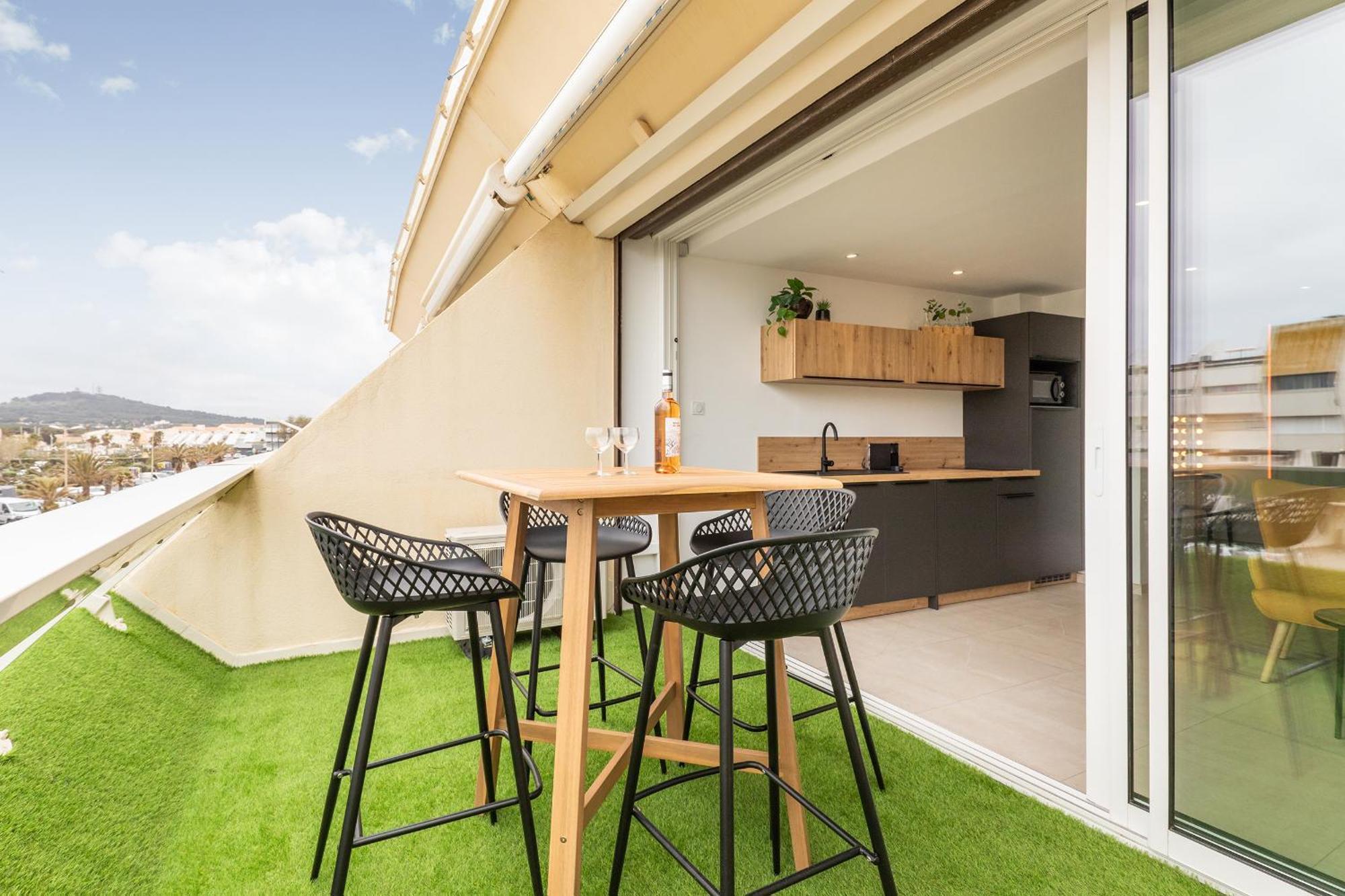 Addict Heliopolis Apartment Agde Exterior photo