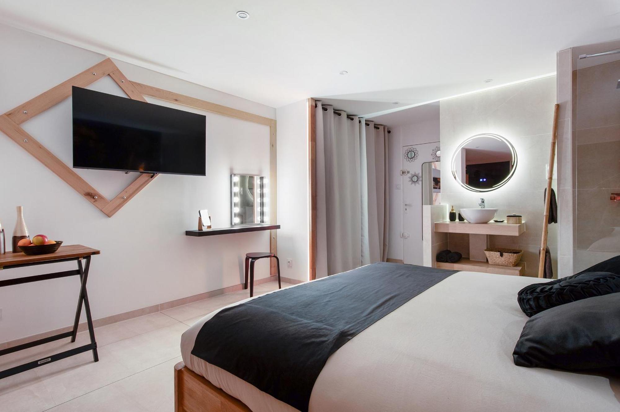 Addict Heliopolis Apartment Agde Exterior photo